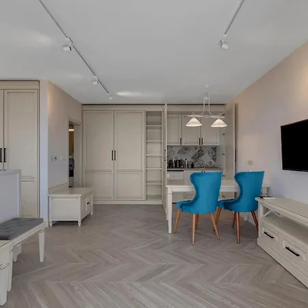 Heritage Liberan Hotel 4*