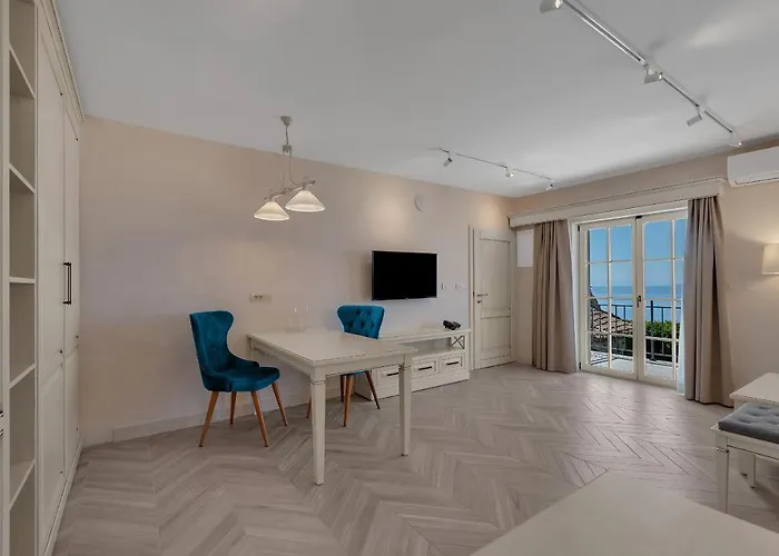Heritage Liberan 4* بودغورا